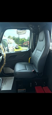 New IMT 12000 Dominator III Service body on New Peterbilt 536