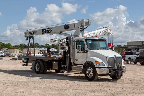 New Manitex 1970C on New Kenworth T380