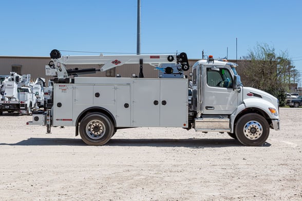 New IMT 12000 Dominator III Service body on New Peterbilt 537