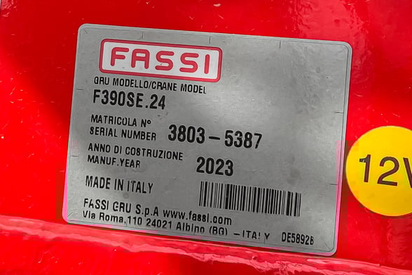 New Fassi F390SE.24 on New Kenworth T880