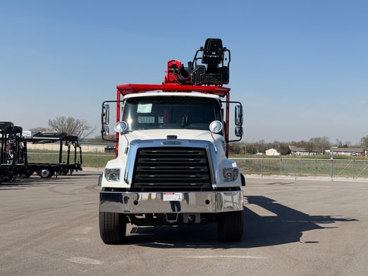 New Fassi F390SE.24 TSRC on New Freightliner 114SD Plus