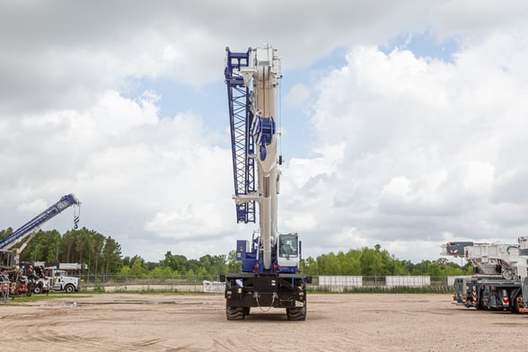 New Tadano GR-1000XLL-4 on New Tadano Carrier Tadano Carrier