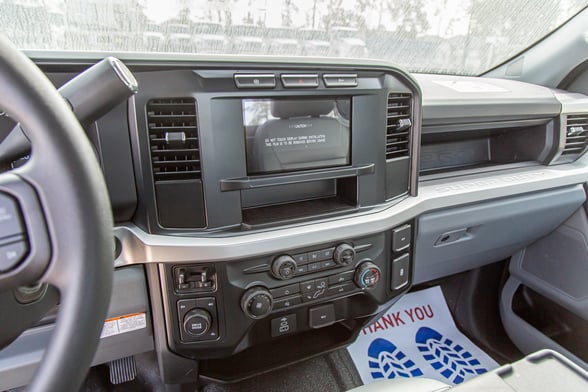New Versalift SST-40-EIH on New Ford F-550