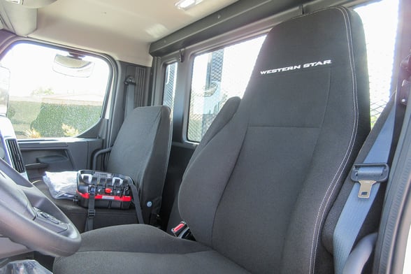 New Palfinger PK 33002 EH C on New Western Star 47X