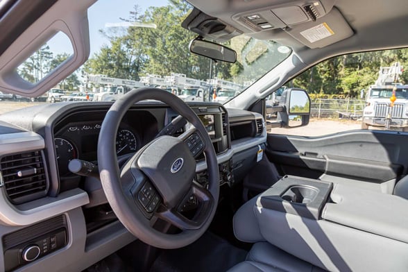 New Skylift SBA47I-MH on New Ford F-550