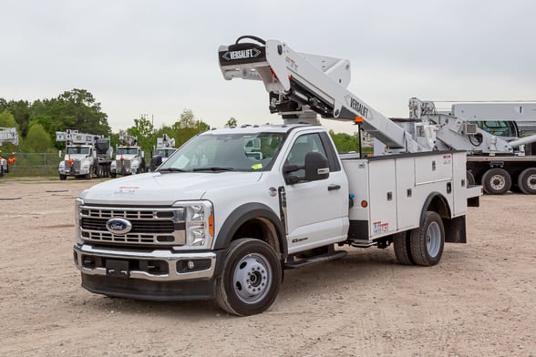 New Versalift VST-40-I on New Ford F-550