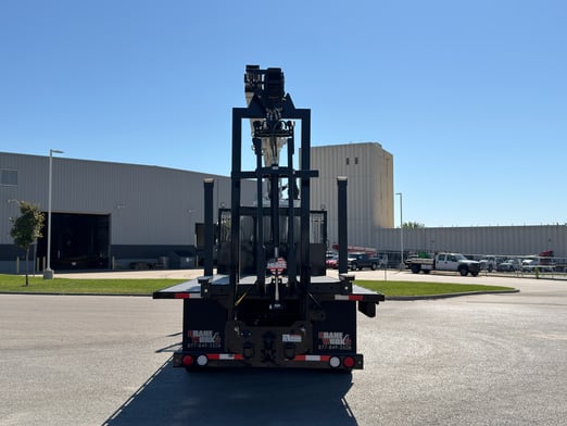 New IMT 16000 Series III on New Freightliner 114SD Plus