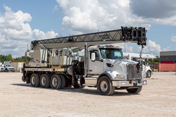 New National NBT55L on New Peterbilt 567