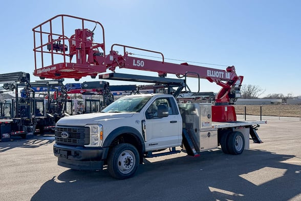 New Elliott L50R on New Ford F-550