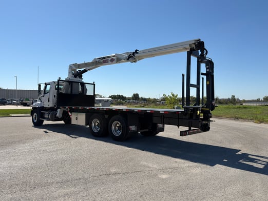 New IMT 16000 Series III on New Freightliner 114SD Plus