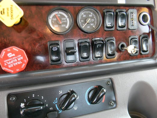 Used 2022 Manitex PL 74 S on Used 2022 Freightliner 114SD