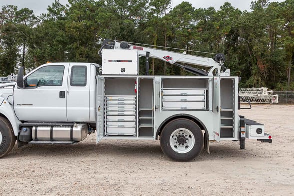 New IMT 10000-30 Dominator III 11' service body on New Ford F-750