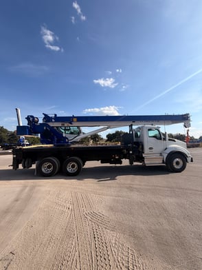 New Manitex 40124SHL on New Kenworth T880