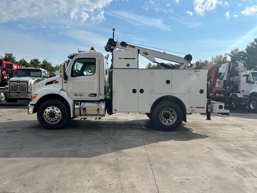 New IMT 12000 Dominator III Service body on New Peterbilt 536