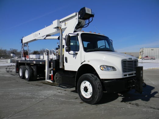 Used 2016 Altec AC23-95B on Used 2016 Freightliner M2 106