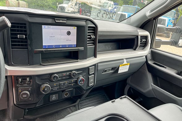 New IMT 7500-22 Dominator I Service body on New Ford F-550