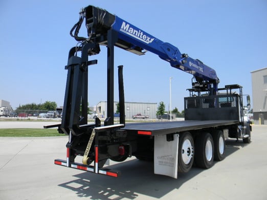 Used 2022 Manitex PL 74 S on Used 2022 Freightliner 114SD