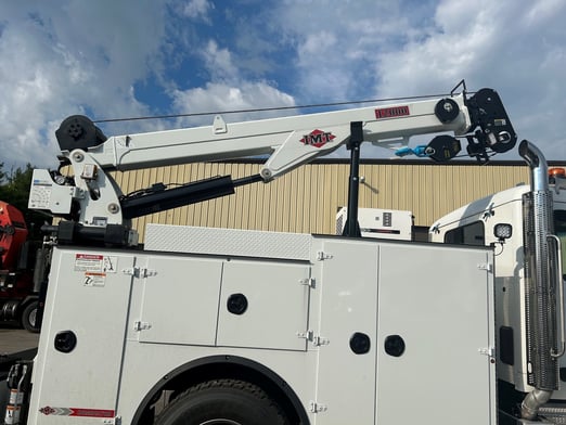 New IMT 12000 Dominator III Service body on New Peterbilt 536