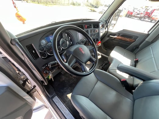 Used 2020 Manitex 40124SHL on Used 2020 Kenworth T880