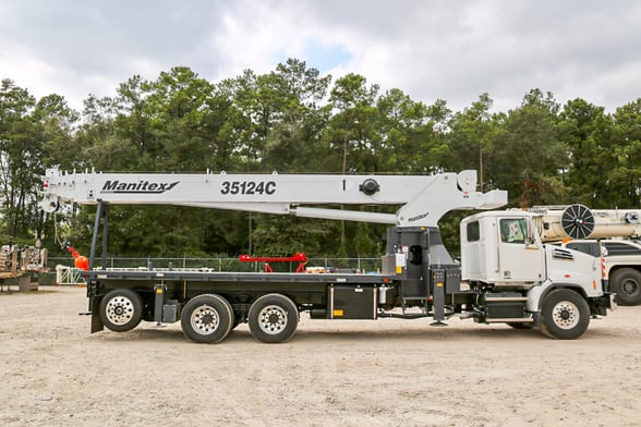 Used 2019 Manitex 35124C on Used 2018 Western Star 4700SB