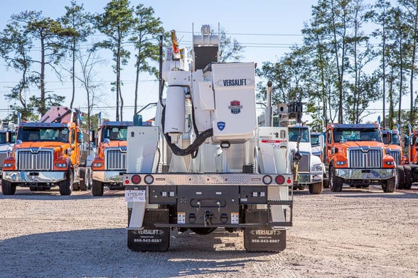 Used 2022 Versalift VST-6000-MHI-04 on Used 2023 International HV507