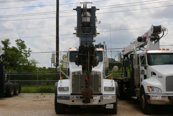 Used 2016 Terex Crossover 8000 on Used 2016 Kenworth T800