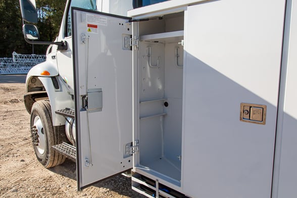 Used 2023 Versalift VN-555-MHI on Used 2024 International HV607