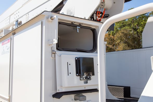 Used 2023 Versalift VN-555-MHI on Used 2024 Freightliner M2 106