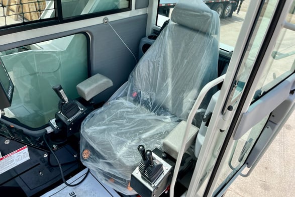 Used 2024 National 13110A on Used 2024 Kenworth T480