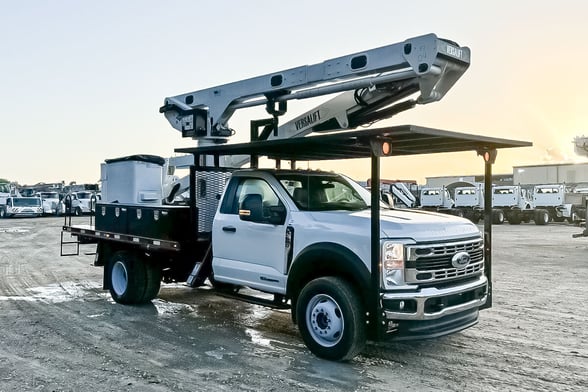 Used 2022 Versalift VST-52-MHI on Used 2023 Ford F-600