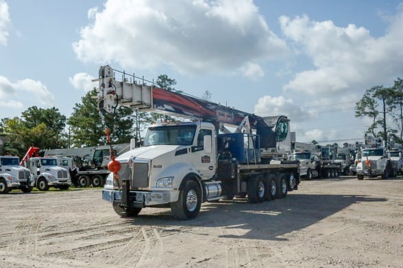 Used 2019 Manitex TC40142 on Used 2019 Kenworth T880