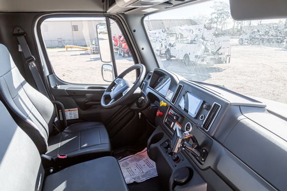 Used 2025 Terex TC55 on Freightliner