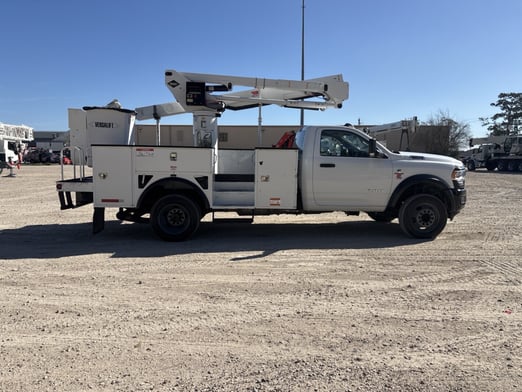 Used 2020 Versalift SST-40-EIH on Used 2019 Ram 5500