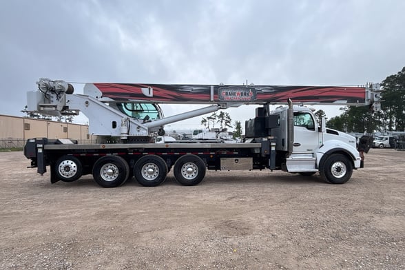 Used 2018 Manitex TC50155HL on Used 2019 Kenworth T880