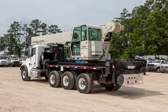 Used 2022 National 14127A on Used 2023 Kenworth T880