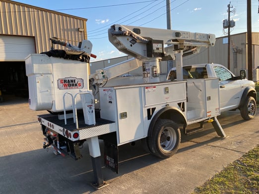 Used 2020 Versalift VST-47-I on Used 2019 Ram 5500