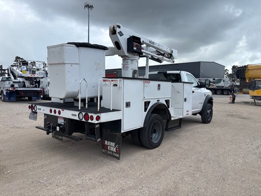 Used 2019 Versalift SST-40-EIH on Used 2019 Ram 5500