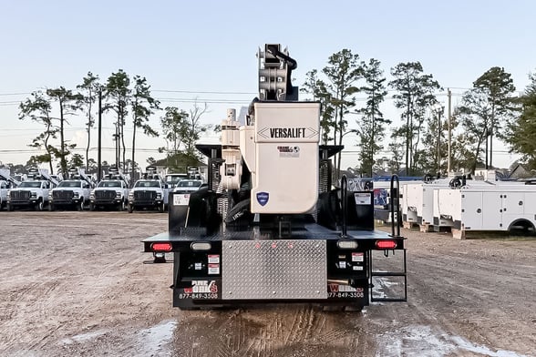 Used 2022 Versalift VST-52-MHI on Used 2023 Ford F-600