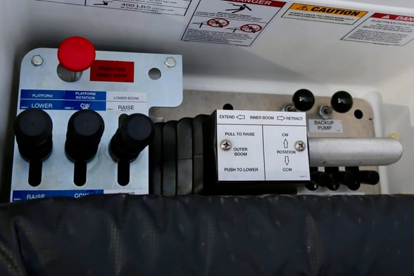 Used 2018 Versalift VST-47-I on Used 2018 Ram 5500