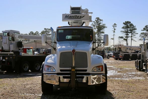 Used 2018 Manitex 35124C on Used 2019 Kenworth T440