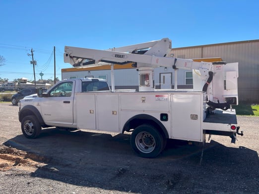 Used 2019 Versalift SST-40-EIH on Used 2019 Ram 5500