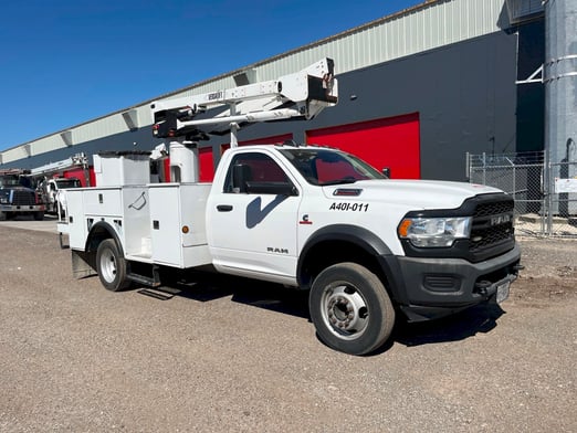 Used 2019 Versalift SST-40-EIH on Used 2019 Ram 5500