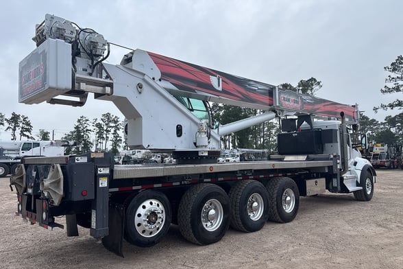 Used 2018 Manitex TC50155HL on Used 2019 Kenworth T880