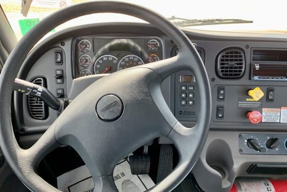 Used 2020 Versalift VST-6000-MHI-03 on Used 2020 Freightliner M2 106