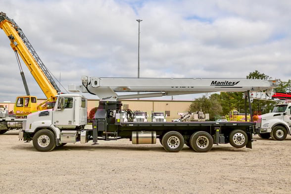 Used 2019 Manitex 35124C on Used 2018 Western Star 4700SB