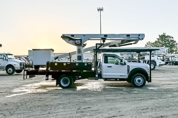Used 2022 Versalift VST-52-MHI on Used 2023 Ford F-600