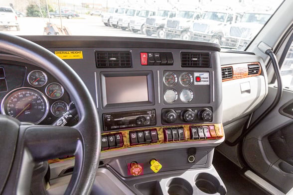 Used 2019 Manitex TC50155HL on Used 2020 Kenworth T880