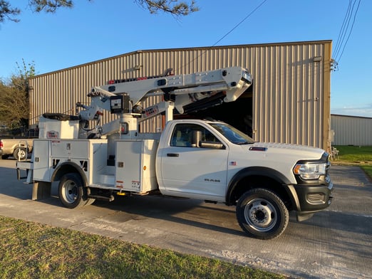 Used 2020 Versalift VST-47-I on Used 2019 Ram 5500
