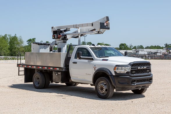 Used 2020 Versalift SST-40-EIH on Used 2019 Ram 5500