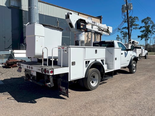 Used 2019 Versalift SST-40-EIH on Used 2019 Ram 5500